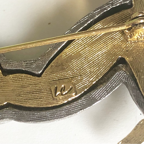 LIZ CLAIBORNE LC Black Stretching Cat Brooch Pin - Picture 6 of 8